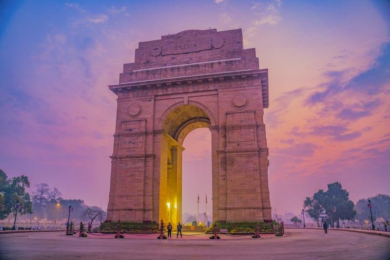 Delhi Airport & Station from Vrindavan